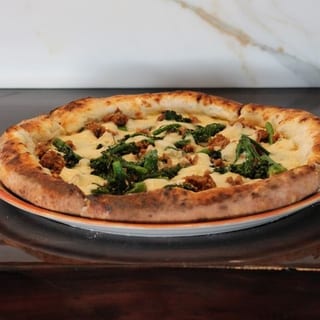 Salsiccia E Friarielli