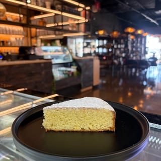 Caprese Napoletano slice